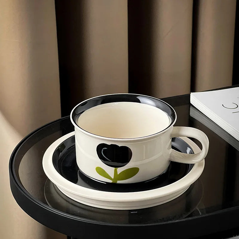 Vintage Ceramic Freehand Painting Flower Cup，European Style Coffee Cup and Saucer Set，Creative Afternoon Camellia Tea Cup