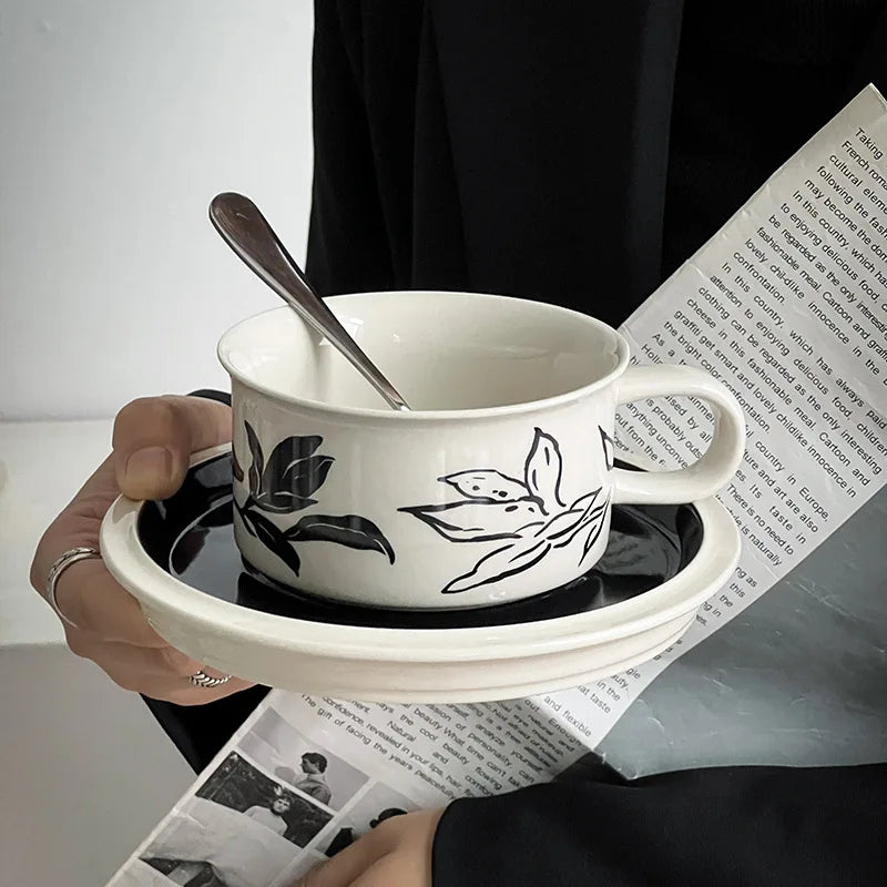 Vintage Ceramic Freehand Painting Flower Cup，European Style Coffee Cup and Saucer Set，Creative Afternoon Camellia Tea Cup